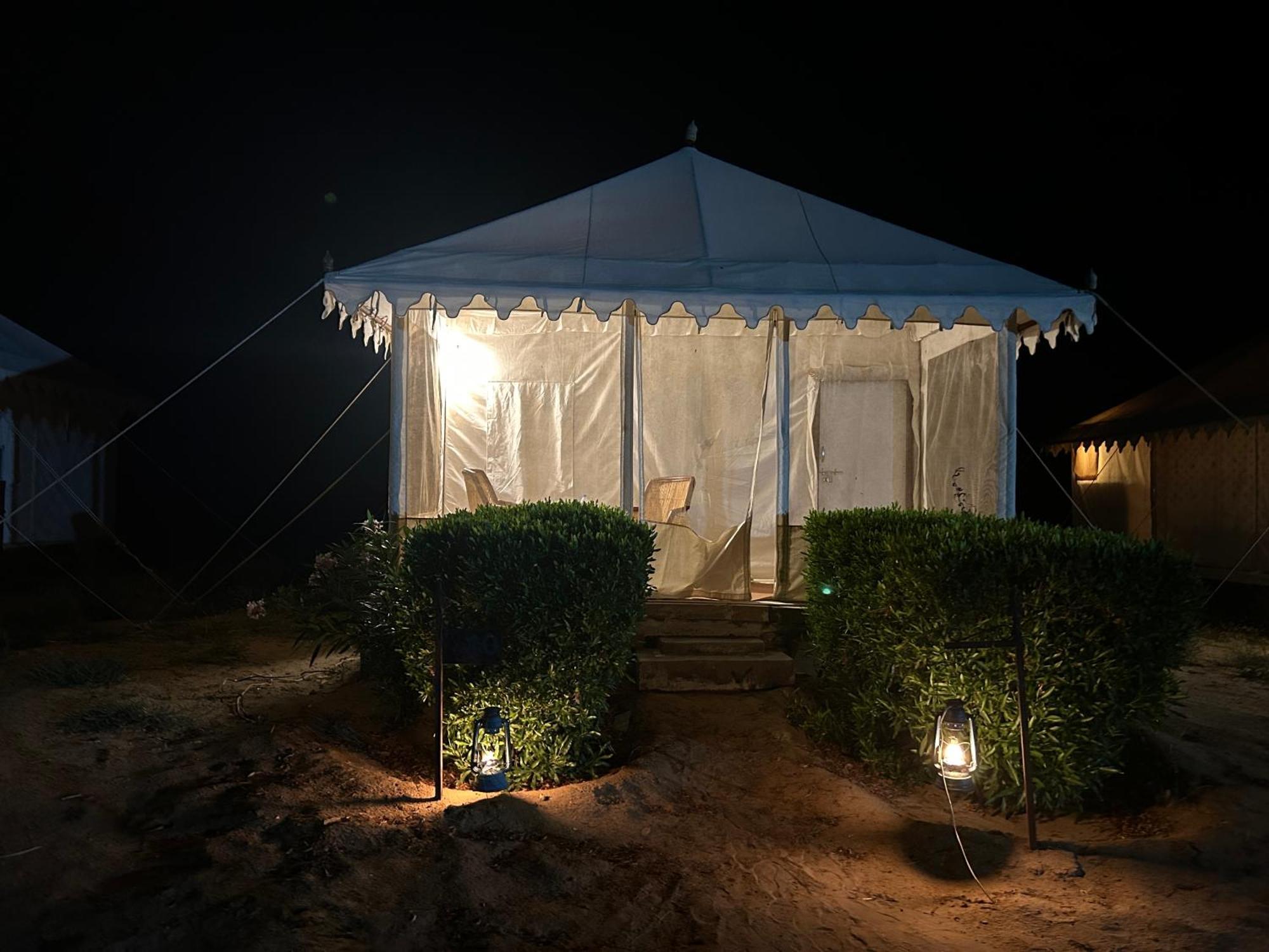 Sunny Desert Camp Kūri Exterior foto